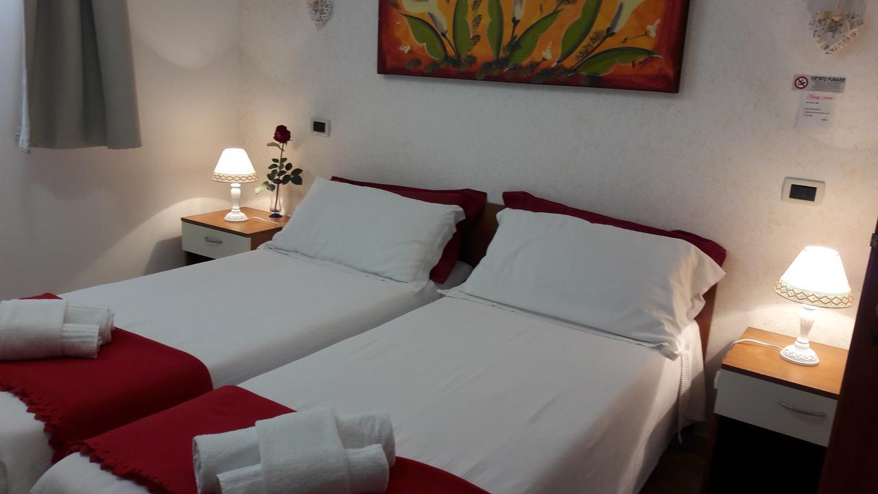 La Massimina-Casal Lumbroso Nataly'S House Bed&Breakfast מראה חיצוני תמונה