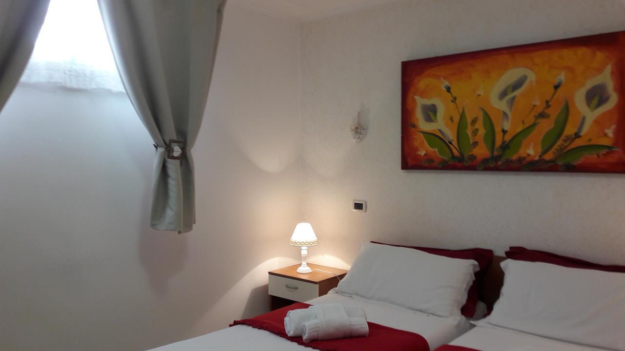 La Massimina-Casal Lumbroso Nataly'S House Bed&Breakfast מראה חיצוני תמונה